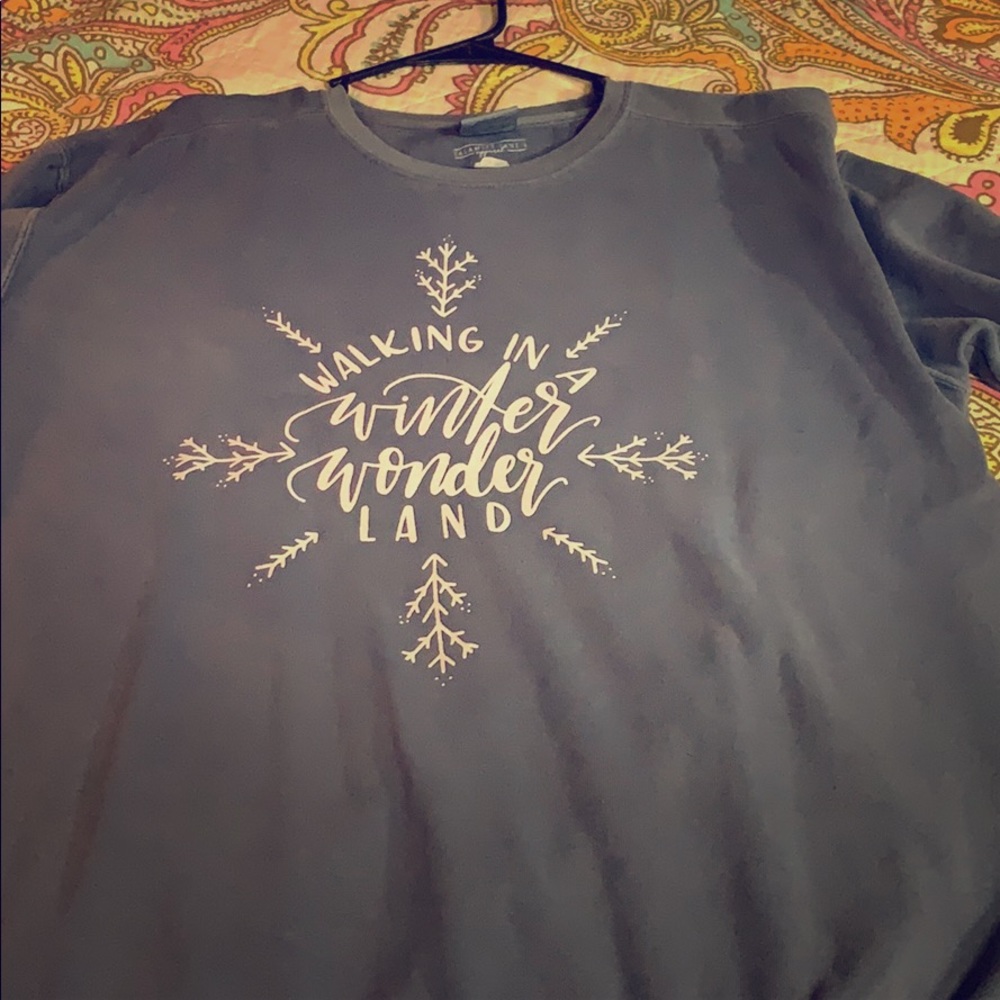 Sweatshirt